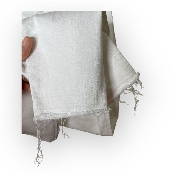 SPANX White Distressed Raw Hem Pull On Tummy Control Jeans Jeggings Size Small - Picture 4 of 7